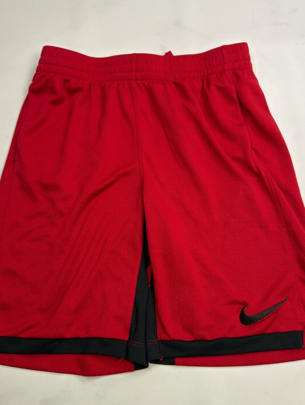 Nike Dri-FIT Red Athletic Shorts - Large Husky